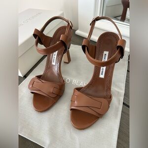 Manolo Blahnik Tan Leather Heels